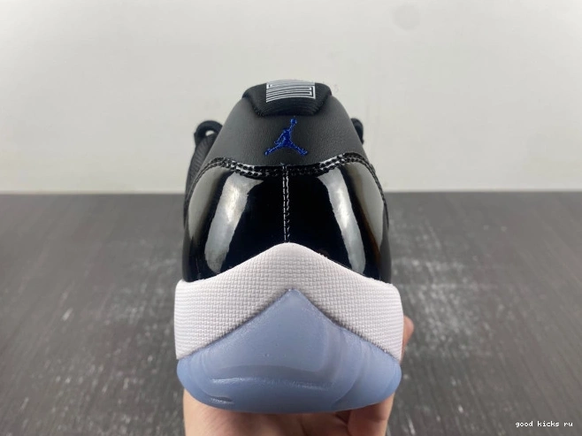 Jordan 11 Air Low FV5104-004 Space Jam 0701